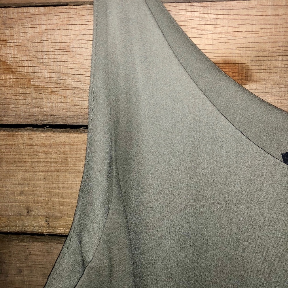 Green Tank - Picture 3 of 3